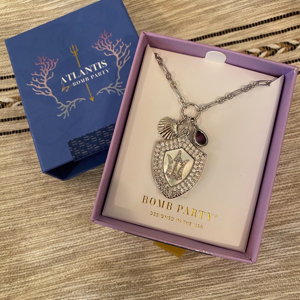 Bomb Party Atlantis Necklace ~ Treasure Found 🐚